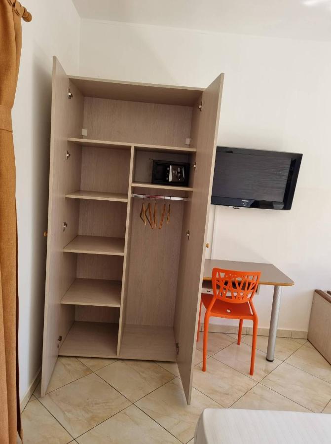 Kokoloko Otel Ambatoloaka  Dış mekan fotoğraf