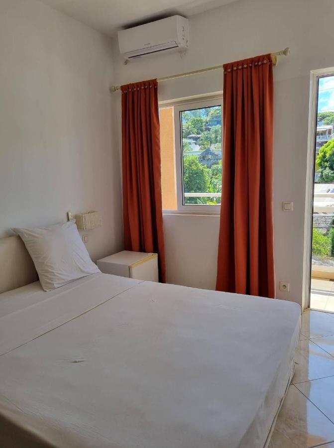 Kokoloko Otel Ambatoloaka  Dış mekan fotoğraf