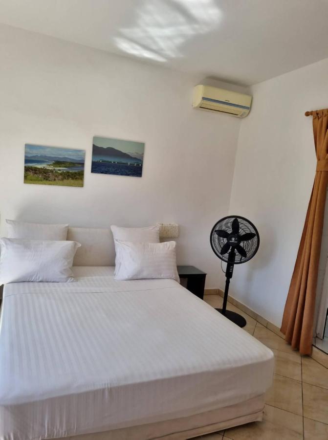 Kokoloko Otel Ambatoloaka  Dış mekan fotoğraf