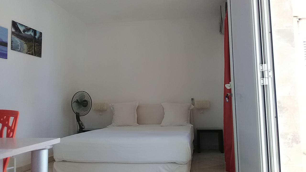 Kokoloko Otel Ambatoloaka  Dış mekan fotoğraf